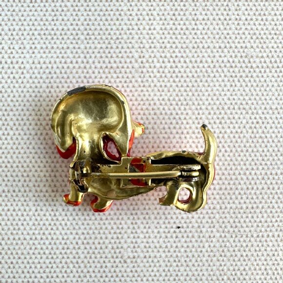 Vintage Enameled Dachshund Dog Pin Brooch 1.25" Gold-Tone Red & Black Accent - Picture 3 of 7